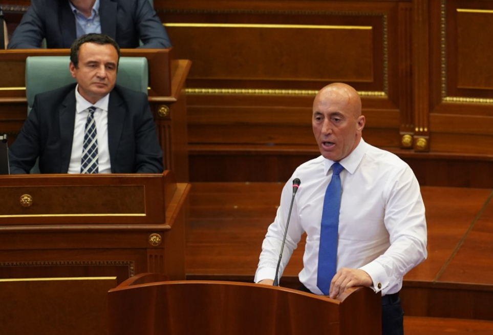 Haradinaj i ashpër me Kurtin  Po i fyen policët  dikur u dorëzua pa rezistencë ndaj regjimit serb