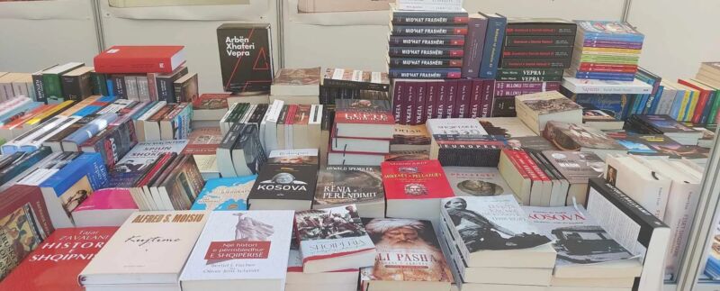 U hap Panairi Ndërkombëtar i Librit në Shkup