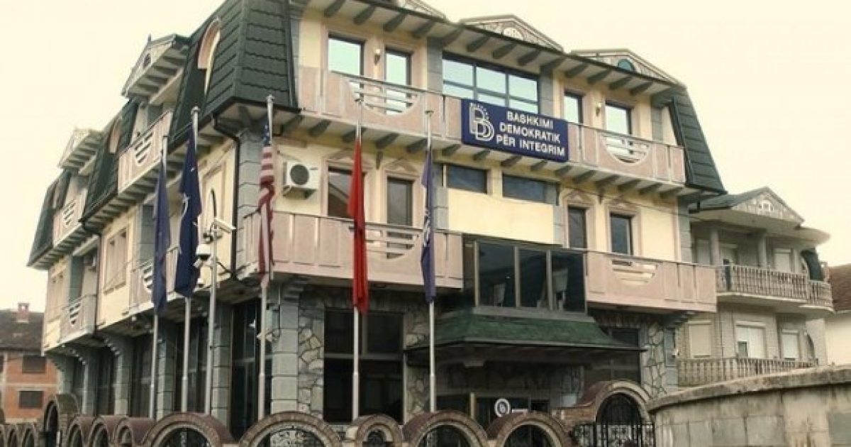 BDI: Qytetarët po mbyten nga ndotja, Qeveria merret me politikë partiake