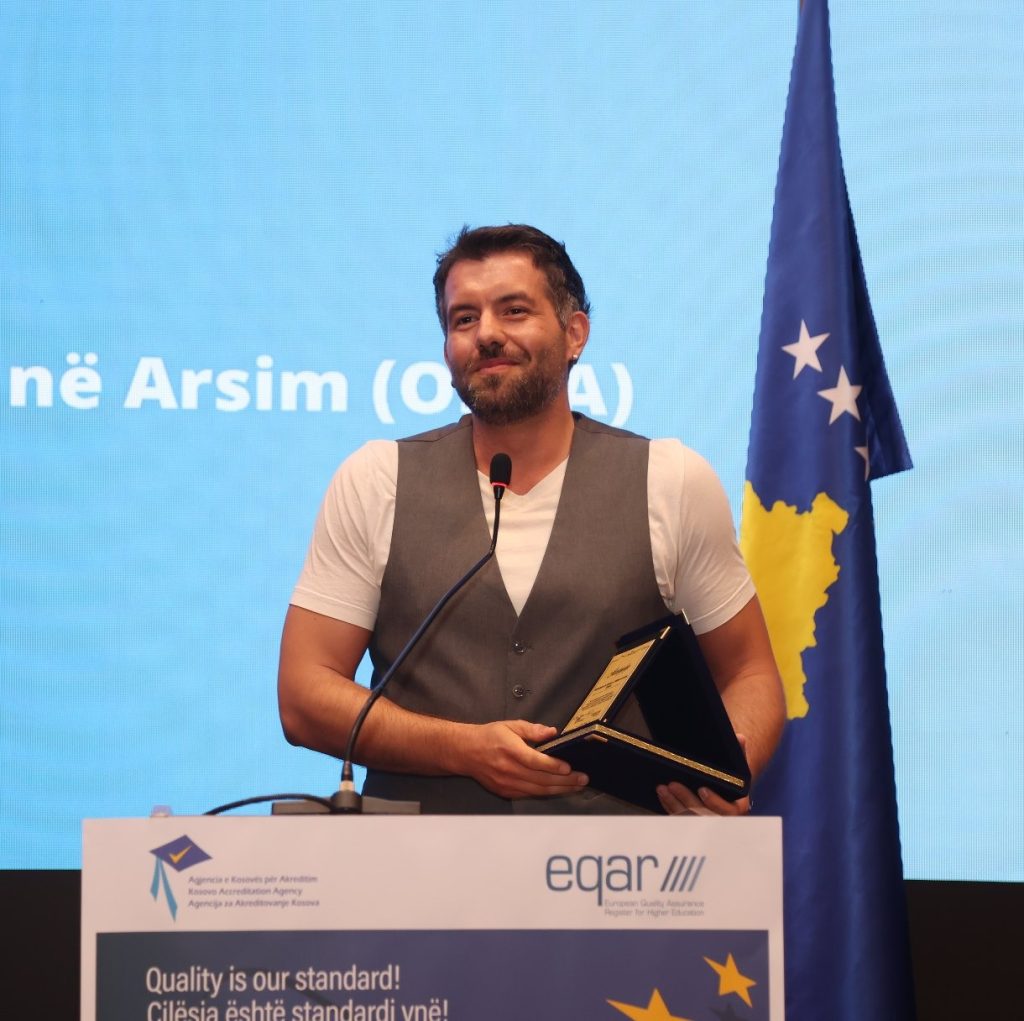 Të njëjtët që kërkuan Gjykatën Speciale  sot shpallin luftë ndaj saj   për çfarë kauze 