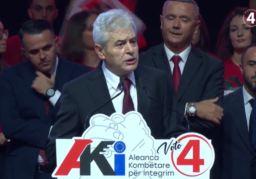 Ali Ahmeti porosi Mickovskit: Ne jemi Shqiponja që fluturojmë lart e nuk fshihemi si lepuj