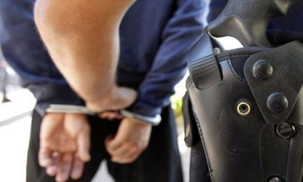 Policia ndalon dy persona në Shkup: Hetohen për rrezik publik