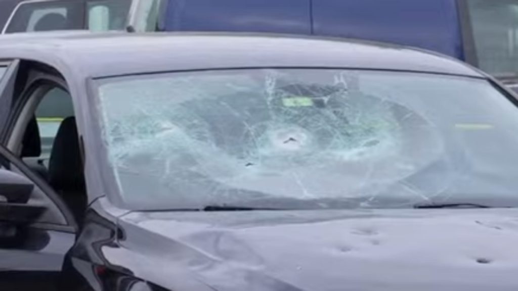 Incident në Komoran  Të shtëna armësh pranë qendrës së votimit