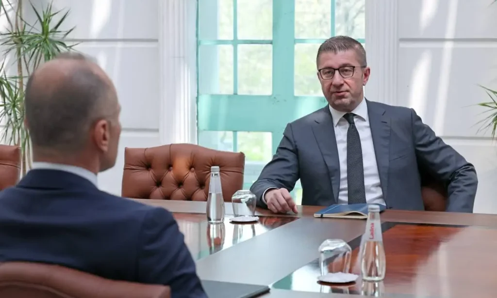 VMRO kërkon dorëheqjen e Filipçes  Mickoski  çështje e brendshme e LSDM së