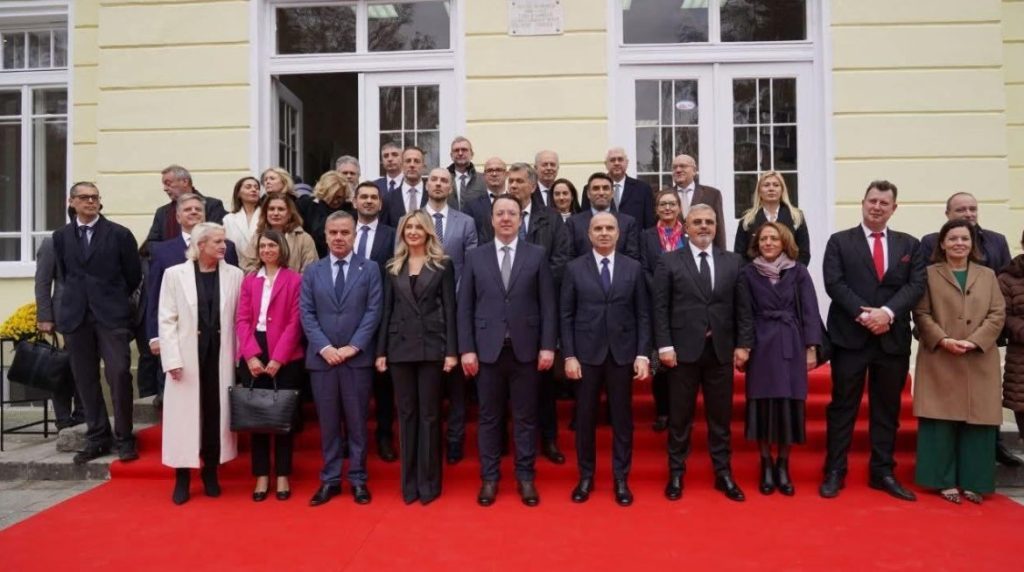 Kosta dhe Kos  Marrëveshja për tunelin  sinjal i ri bashkëpunimi mes Shkupit dhe Sofjes