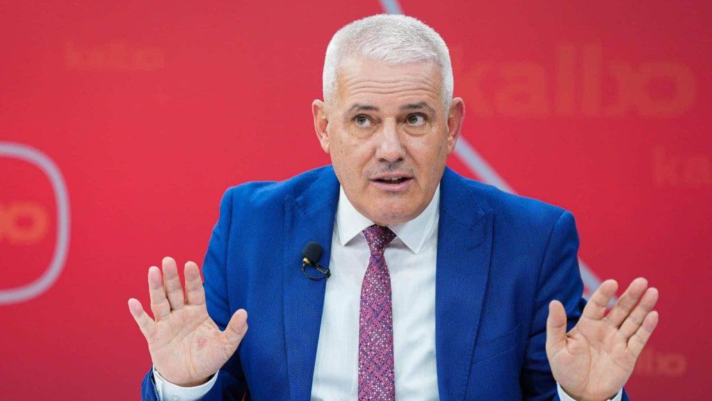 Eskalon Sveçla  sulmon opozitën e mediat  Në Prishtinë nuk fitoi askush