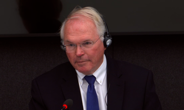 Hill dëshmon sërish si dëshmitar para Speciales