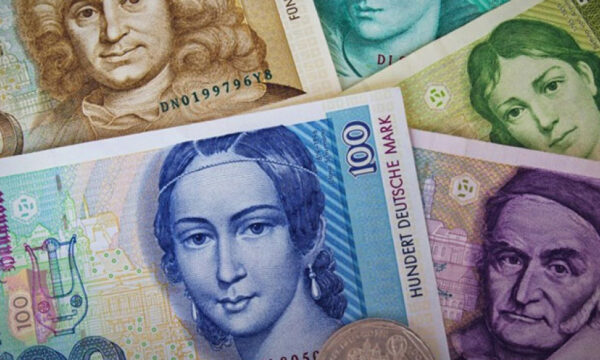 Gjermanët ende nuk i kanë shkëmbyer 12 miliardë marka me euro