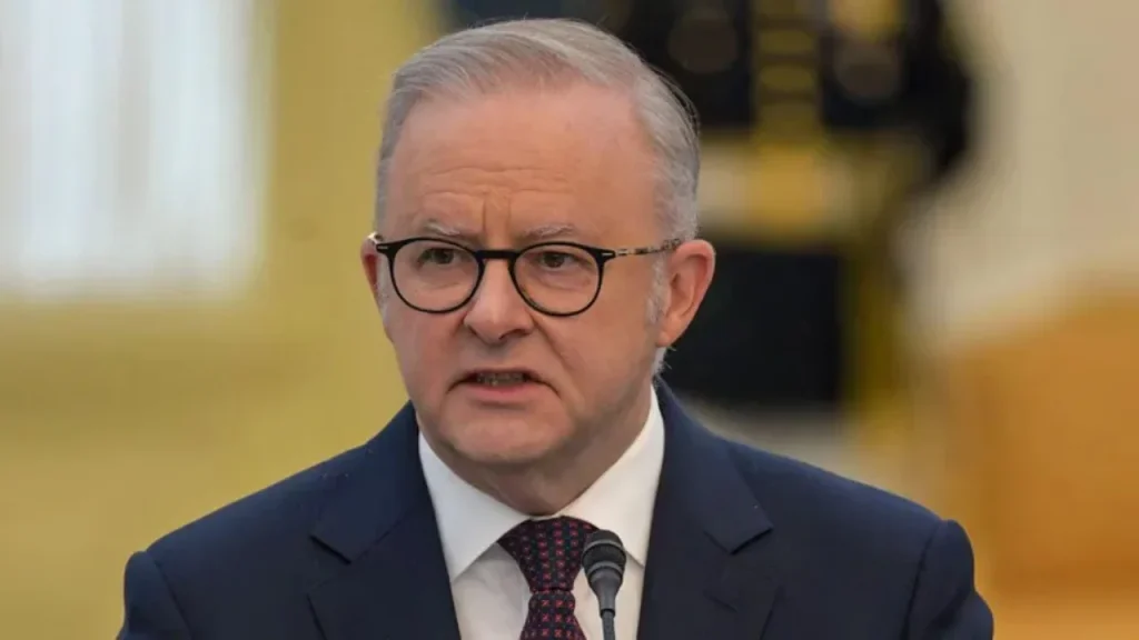 Trupa kineze e vallëzimit u kërcënua që të anulonin shfaqjet në Australi  evakuohet kryeministrit australian pas një paralajmërimi për bombë