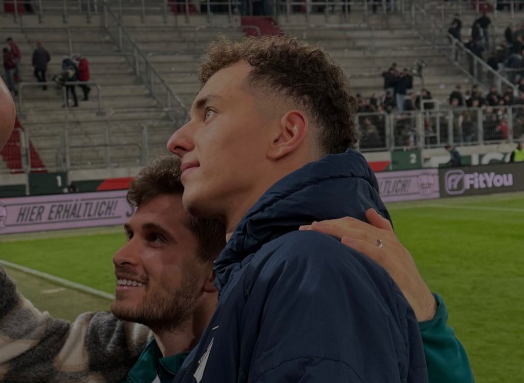 Kundërshtarë në fushë  dy yjet e Kosovës bëhen bashkë pas ndeshjes