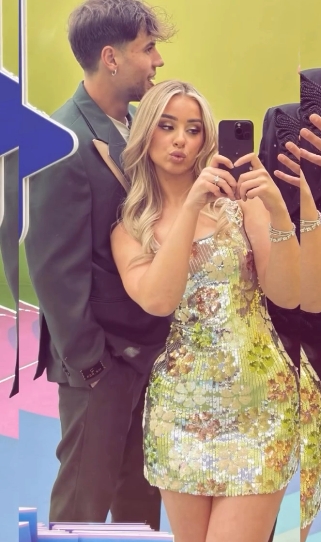 Pas ndarjes së Klodit  del emri i Elijonës   çfarë po ndodh mes tyre 