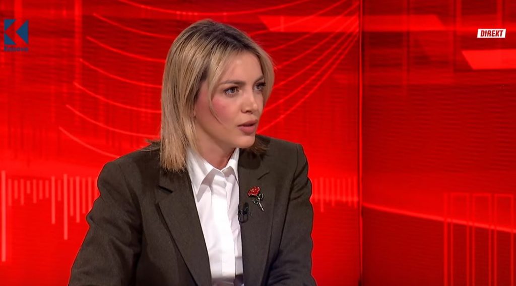 Kuçi  Ne nuk i tutemi Kurtit  sëmundja e pushtetit të tij duhet trajtuar