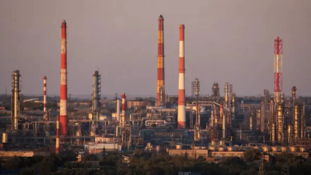 Evropa vetëm tre javë larg mungesës së karburantit për avionët