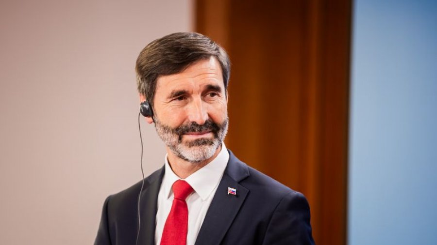 Sllovakia kërcënon të bllokojë paketën e ardhshme të sanksioneve të BE ndaj Rusisë