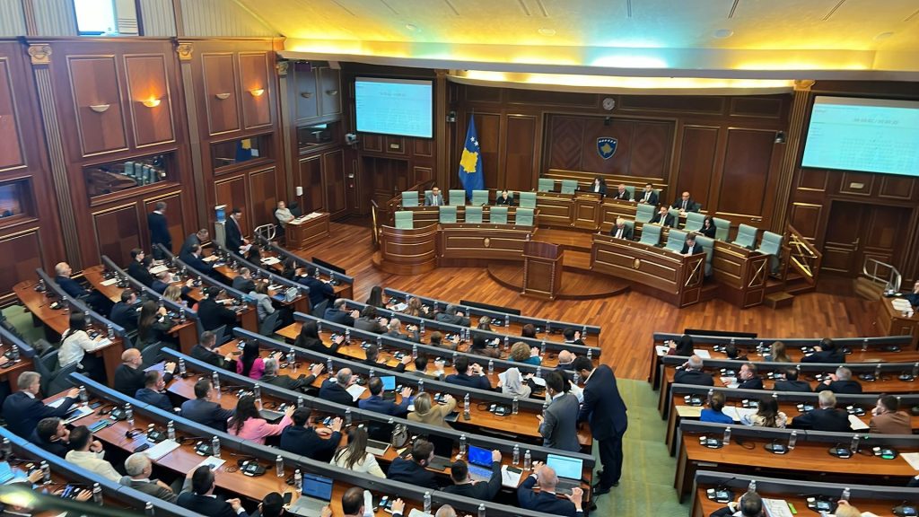 Kuvendi mblidhet sot  në rend dite vendimi për dërgimin e FSK së në Gazë