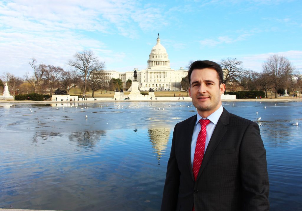 Mjerë shqiptarët me përfaqësuesit e tyre 