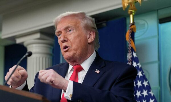 Trump  Ngushtica e Hormuzit do të hapet së shpejti